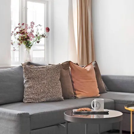 Apartment Sanders - Pleasant Four-bedroom In The Lovely Capital