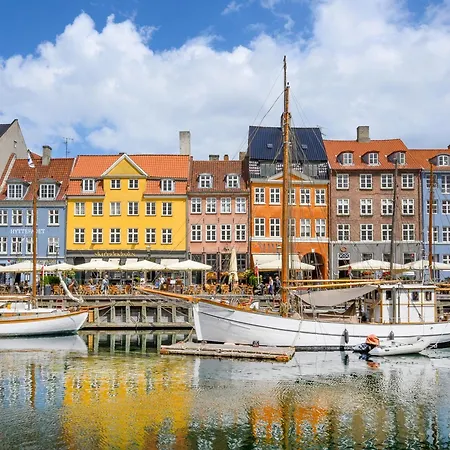 Sanders - Pleasant Four-bedroom In The Lovely Capital Apartment Copenhagen