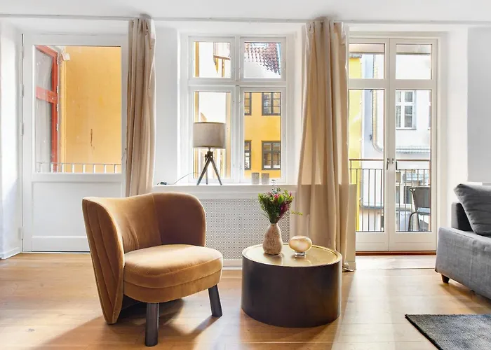 1- Pleasant 4-bdr In شقة كوبنهاجن