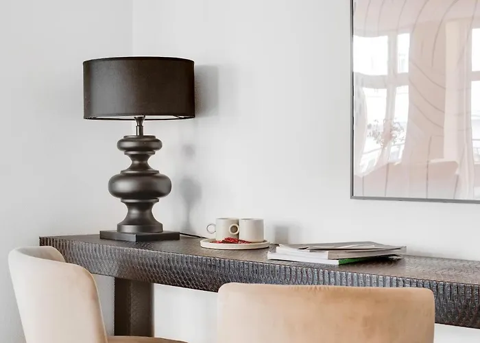 1- Pleasant 4-bdr In شقة *