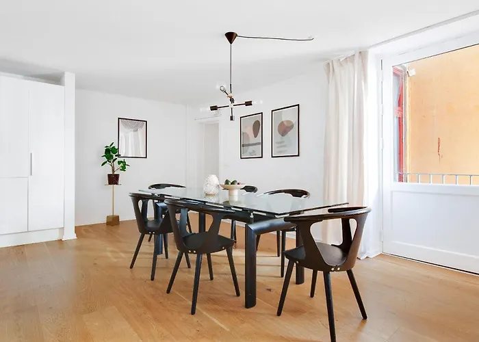 1- Pleasant 4-bdr In شقة